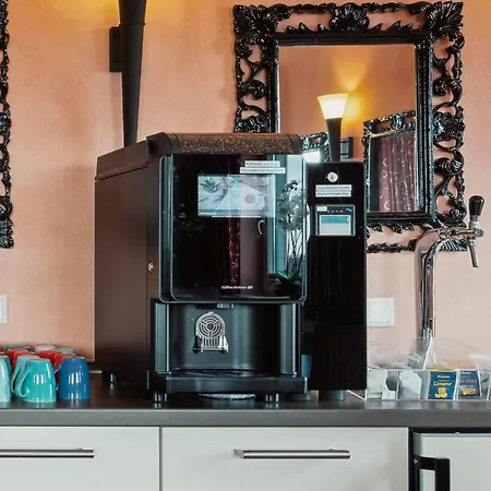 7o'clock Hannover Messe Hotel *