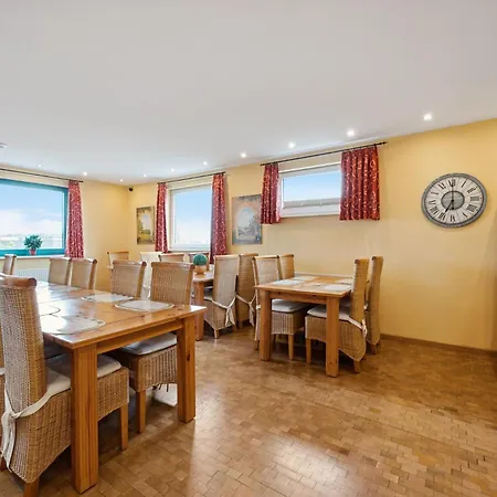 7o'clock Hannover Messe Hotel *