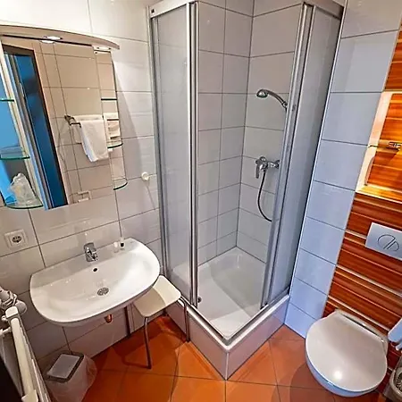 Hotel 7o'clock Hannover Messe 3*